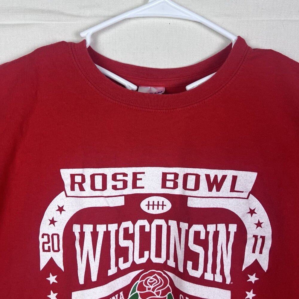 Rose Bowl‎ 2011 Wisconsin Badgers NCAA Gildan Red Shirt Size XL - Picture 2 of 11